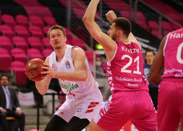 队精神的追 队精神的追